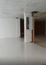 صالة عرض للإيجار في al amerah, Al Ain : Image 3