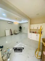 ملحق بمدينة العين منطقه الشعيبه الروضه الشرقيه يتكون من ثلاث غرف نوم ماستر وصاله ومطبخ خارجي مع غرفه خادمه وحوش موقف سياره خاص مظله : Image 6