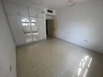 شقة للإيجار في القليعة, الشارقة : Image 5