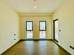 For Sale Townhouse in DAMAC Lagoons, Dubai : Image 2
