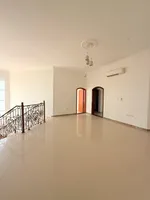 للإيجار فيلا في الشعيبة, العين : Image 6