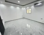 للإيجار شقة في Abu Dhabi Khalifa, Abu Dhabi : Image 4