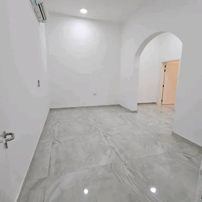 غرفة وصالة أول ساكن : Image