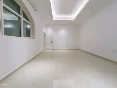 شقة للإيجار : Image