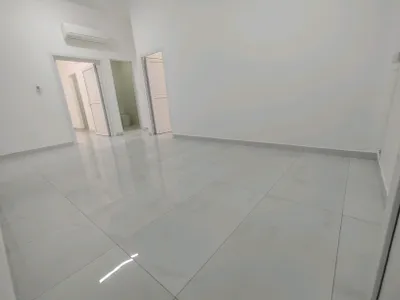 غرفتين وصاله مع روف خاص و2حمام في الشوامخ قريب من لولو الشوامخ والخدمات : Image