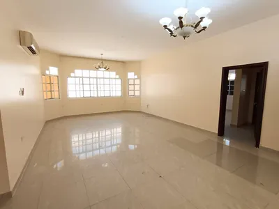 فيلا 5 غرف شامل مياة وكهرباء : Image