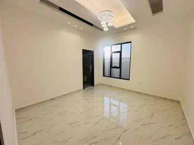 فرصة مميزة لامتلاك فيلا بتشطيب فاخر وموقع استراتيجي جداً على شارع الحليو الرئيسي مباشرة : Image