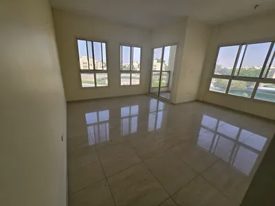 شقة سكنية في بناية : Image