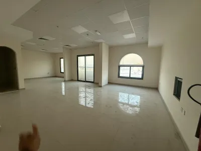 مكتب للايجار في الصجعة الشارقة : Image