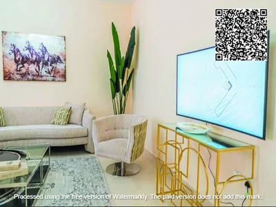 شقة غرفة وصالة بسعر مثالي وعائد استثماري قوي في قرية الاميرة تقسيط مريح : Image