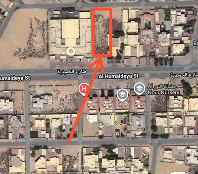Ready land with a permit to build a school with an immediate permit ready to build in Al-Hamidiya : Image