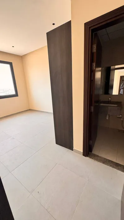 1BHK Apartment for Annual Rent in Al Jurf 3 – Ajman | AED 34,000 8500 AED quarterly : Image