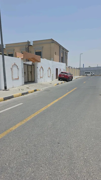 بيت عربي للبيع : Image