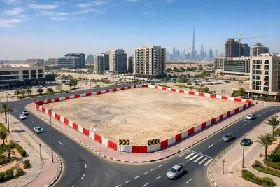 أرض تجارية فاخرة كورنر على 3 شوارع في ماجان – فرصة استثمارية نادرة : Image