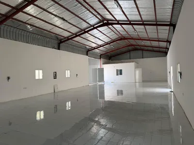 للايجار شبرة مساحة كبيرة في مزيد معسكر الشركات العين : Image