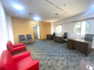 مكتب للايجار office for rent : Image