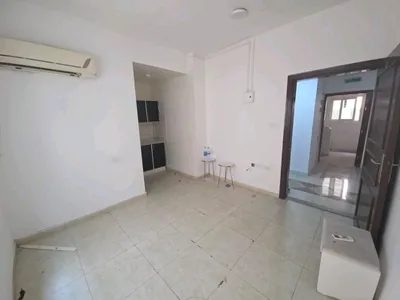للايجار شقة استديو بسعر مغري جدا : Image