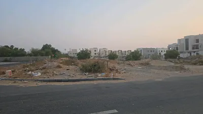 ارضين للبيع بعجمان منطقة الزاهيه غير شامل ارض واول : Image
