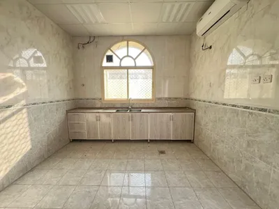 فيلا للإيجار في الشيف, Sharjah : Image
