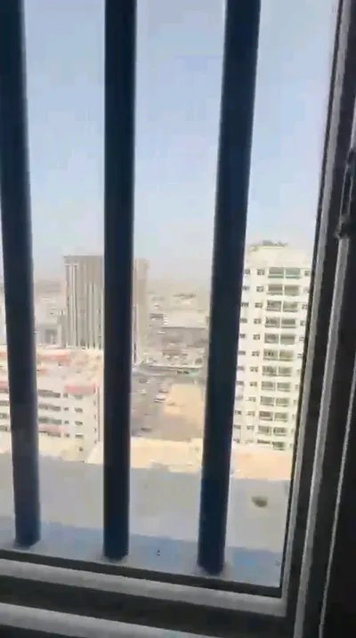 شقة للبيع في القاسمية, الشارقة : Image
