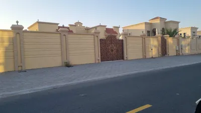 فيلا للبيع في خليفة بن زايد, Ras Al Khaimah : Image