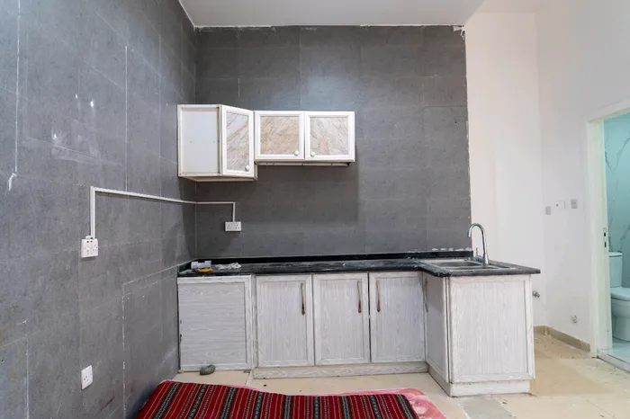 A one-bedroom apartment for rent in Khalifa City, including water and electricity : Image 1