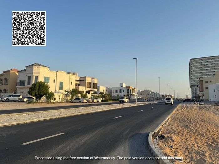 For sale residential and investment land, another piece of a street near the mosque : Image 1