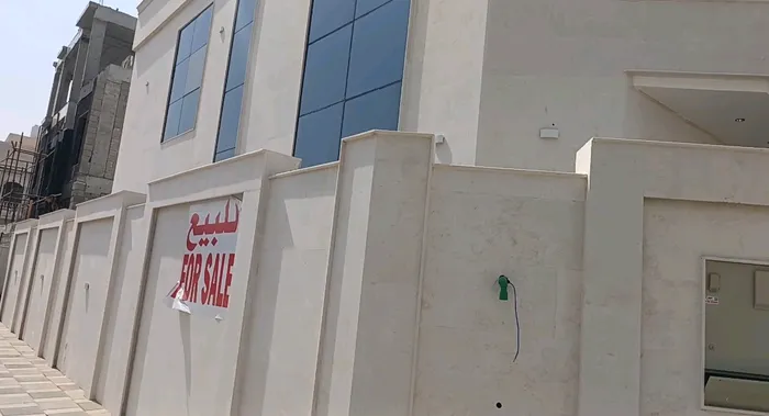 Villa for sale : Image 1