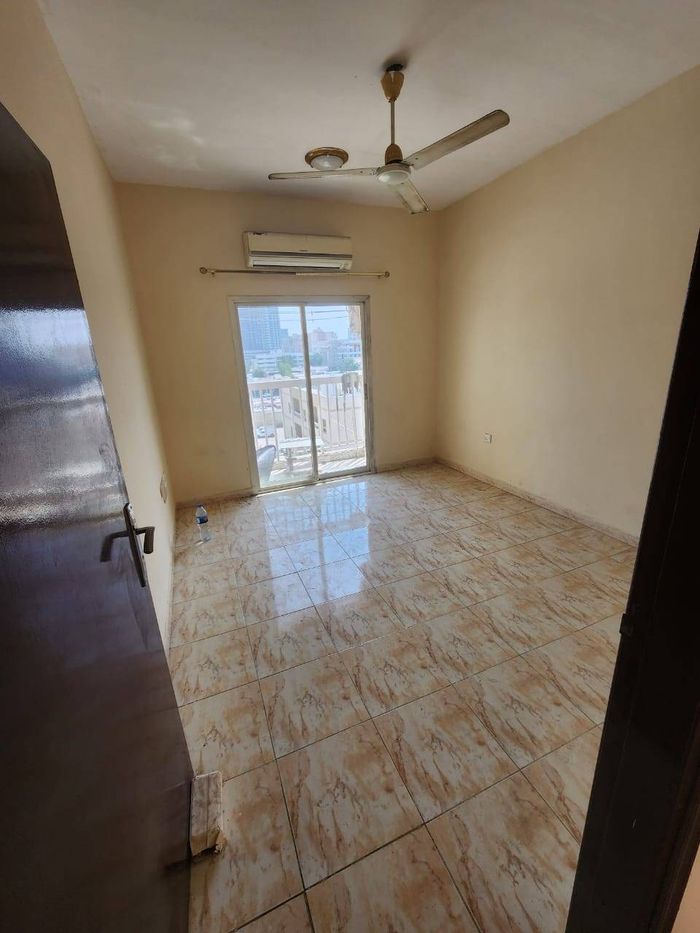 Two bedroom apartment for annual rent in Al Rashidiya 2 Ajman//Apartment for annual rent, two bedrooms and a hall in Al Rashidiya 2, Ajman : Image 1