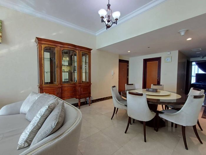 The finest and most beautiful two rooms and a hall directly overlooking the Ajman Corniche in the most prestigious towers of Ajman : Image 1