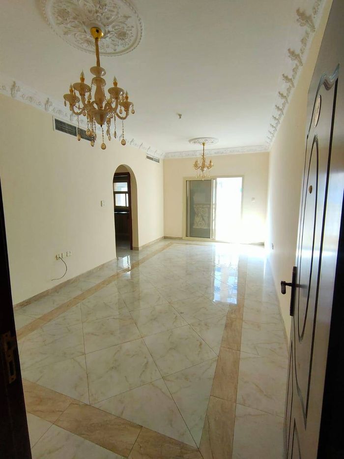 شقة للايجار السنوي : Image 1