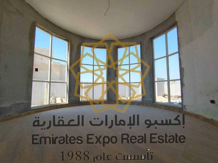 للبيع فيلا قيد الانشاء بنسبة 80% في موقع مميز في مدينة الرياض : Image 1