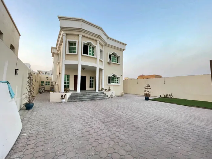 Villa for sale in Al Muwaihat, Ajman : Image 1