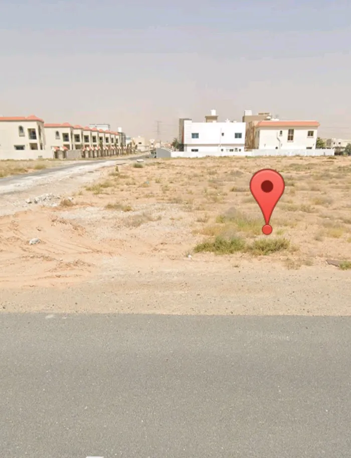 12 residential blocks 233 meters, Al Helio 1 street Qar : Image 1