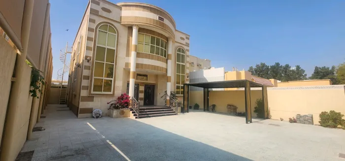 villa for sale and rent : Image 1