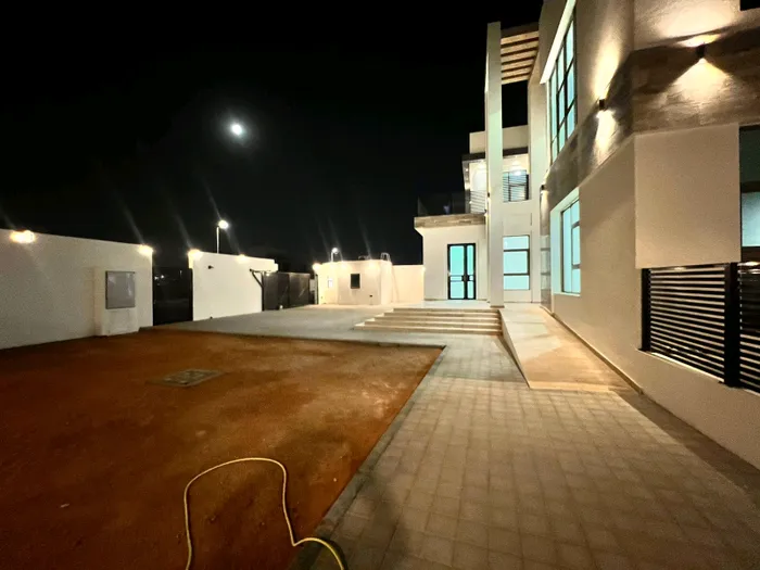 للايجار فيلا في مدينة الرياض : Image 1