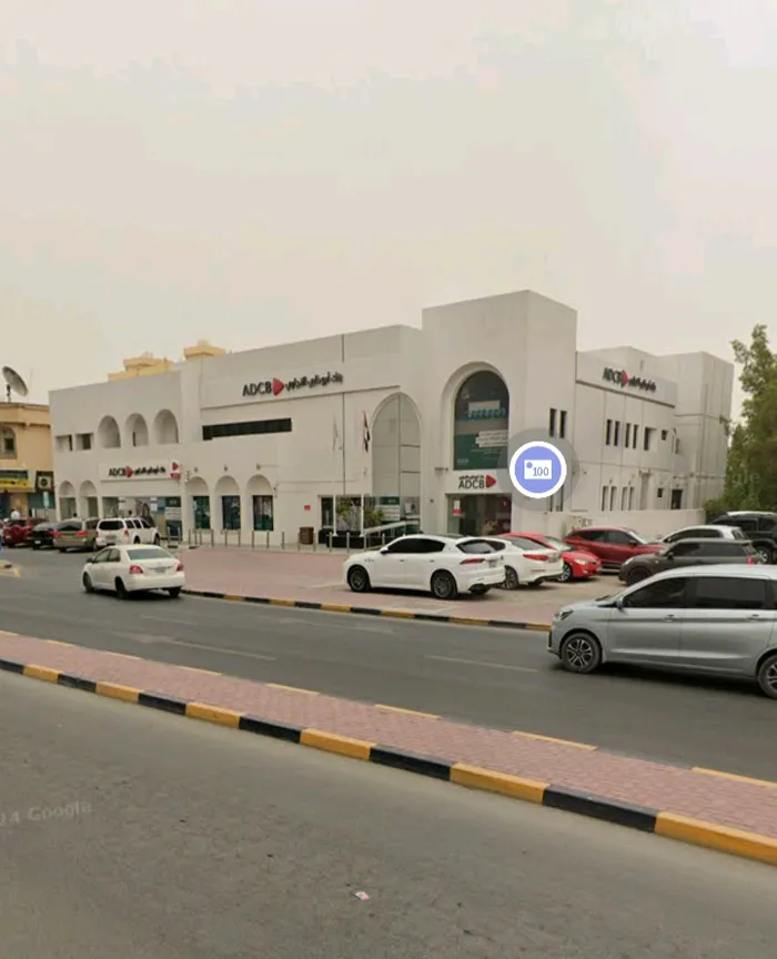 Commercial land behind Abu Dhabi Bank Al Tejar Al Ittihad Street : Image 1