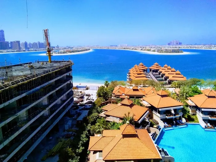 Apartment for sale in the heart of Palm Jumeirah : Image 1