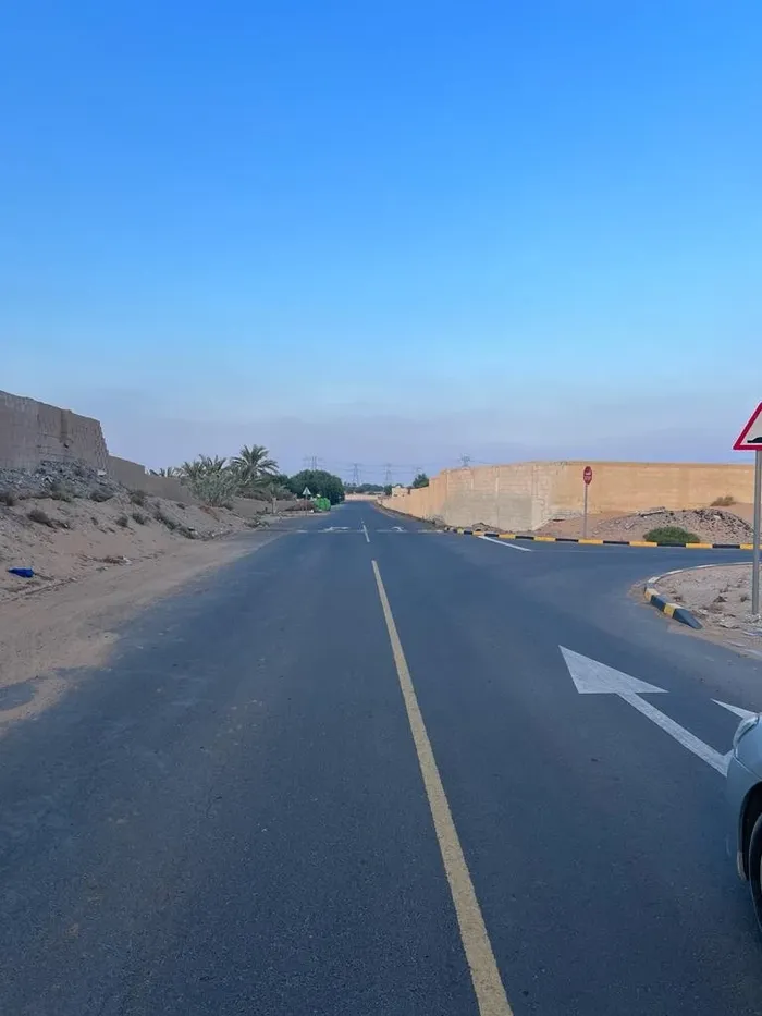 ارض للبيع في الحليو : Image 1