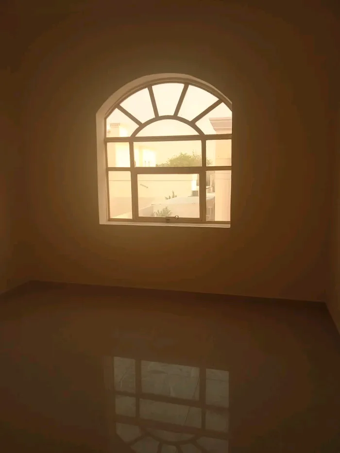 For sale an investment house in Al Muwaiji consists of four apartments : Image 1