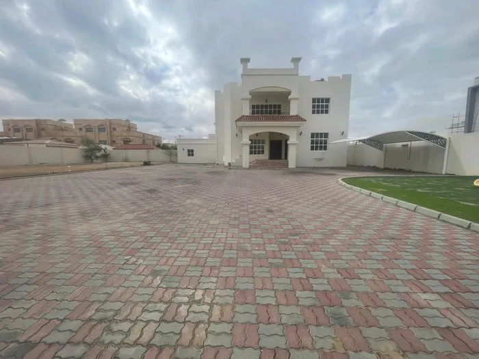 فيلا للايجار في مدينة شخبوط : Image 1