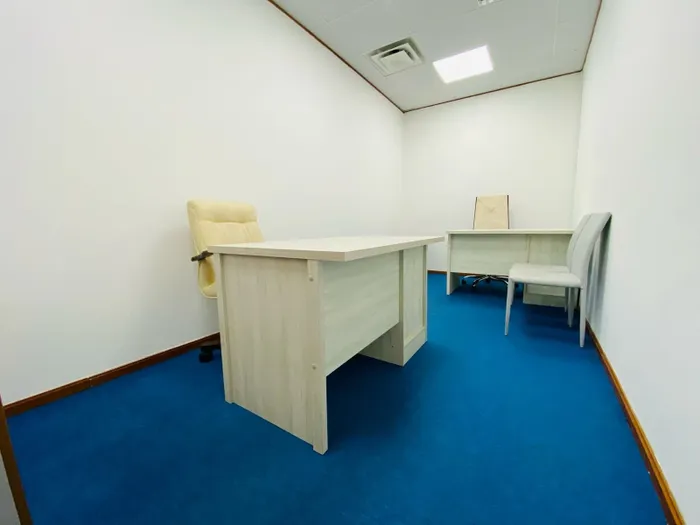 172 قدم مربع | لا توجد رسوم مخفية | استثنائي : Image 1