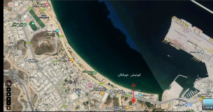 Commercial land for sale overlooking Khor Fakkan Corniche : Image 1