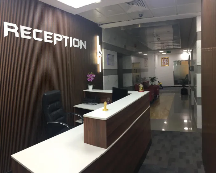 Office for rent in Dubai, very close to Deira Metro Station : Image 1
