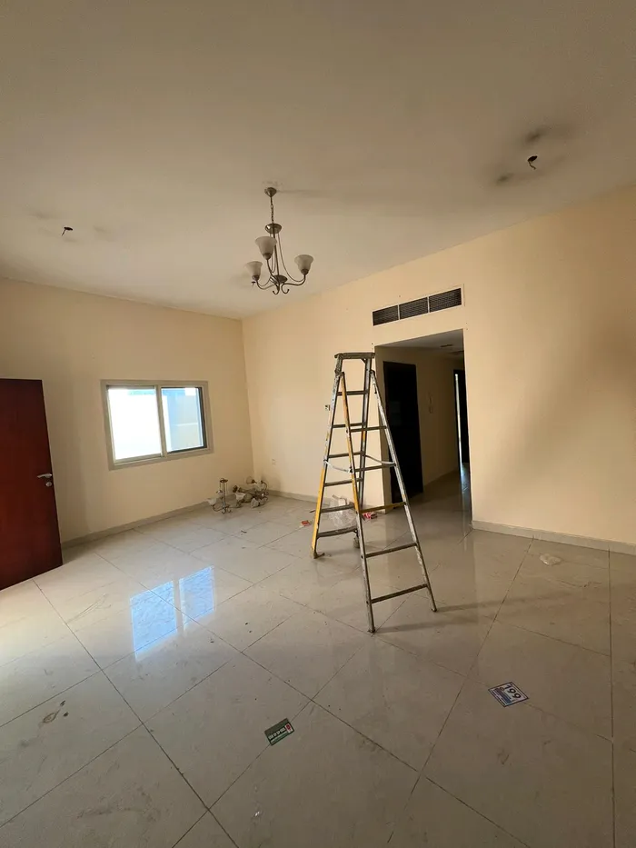 Two rooms and a hall for annual rent in Ajman, Naimiya 1 : Image 1