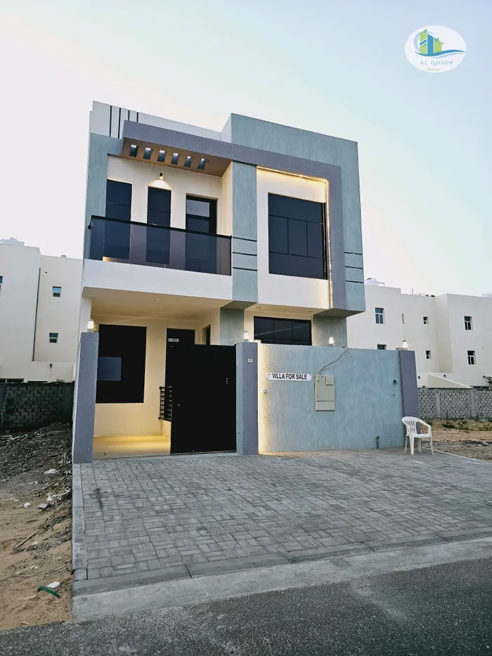 Including registration fees, air conditioners, two floors and a townhouse roof next to a mosque : Image 1