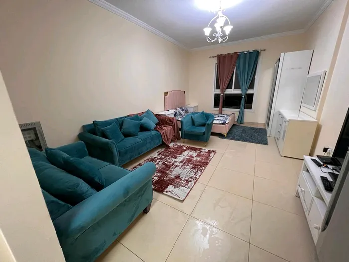 Studio in Jasmine Towers for monthly furnished rent in Ajman : Image 1
