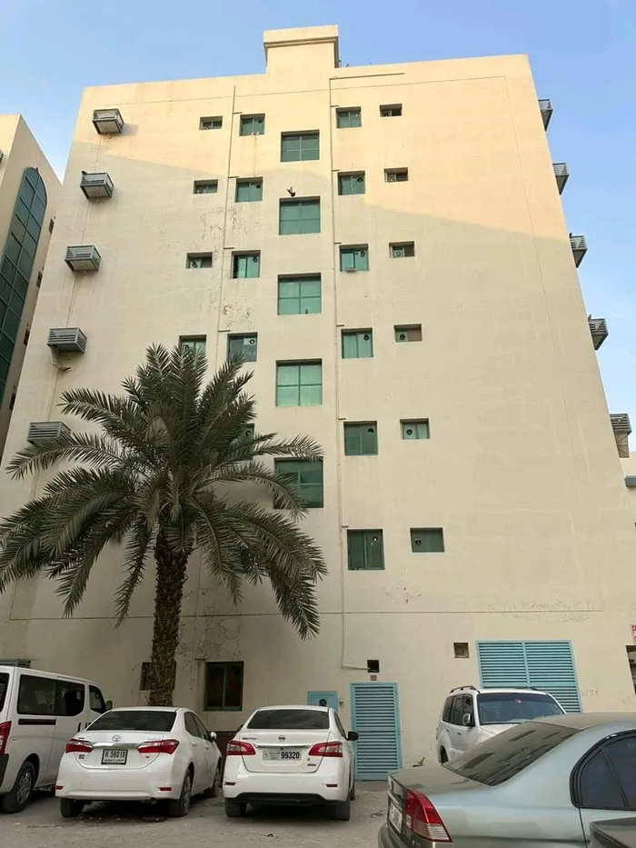 للبيع بنايه بدخل 10% : Image 1