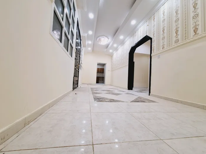 Two-room apartment and a hall for rent in Al Shawamekh City : Image 1