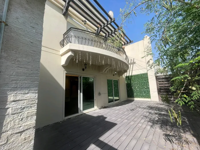 Villa for rent in Abu Dhabi, the City of Officers : Image 1